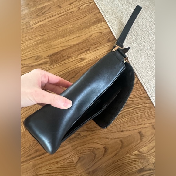 Aigner bag - Picture 2 of 5